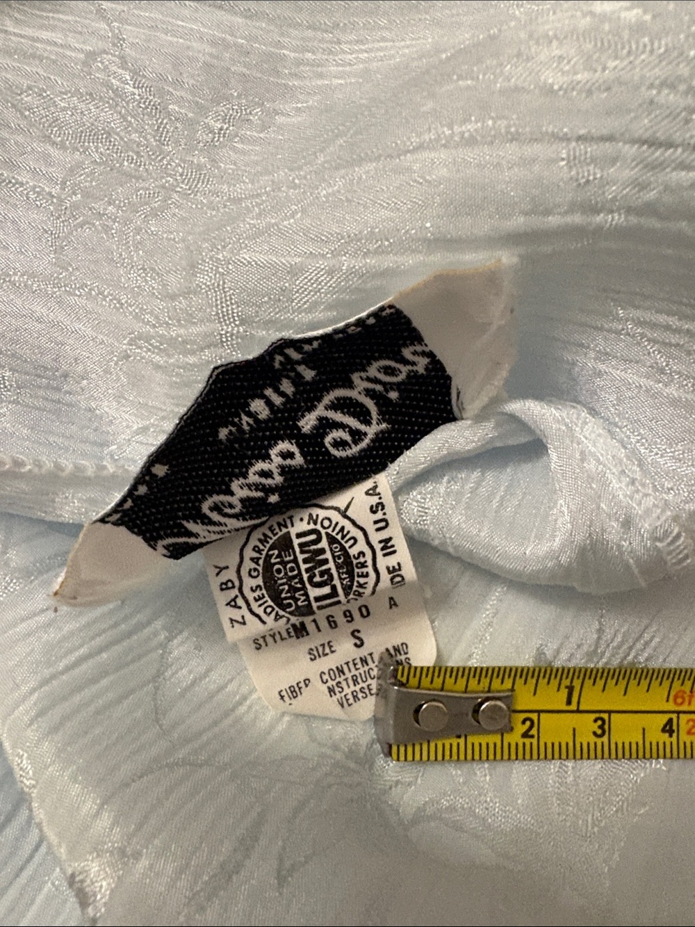 Vintage Dior Cream Lace-Trim Slip Chemise with Floral Jacquard - Picture 5 of 6